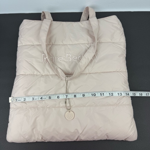 Rare Beauty By Selena Gomez Tote Bag Puffy Soft Pink Quilted Charm Brand New - Picture 8 of 11